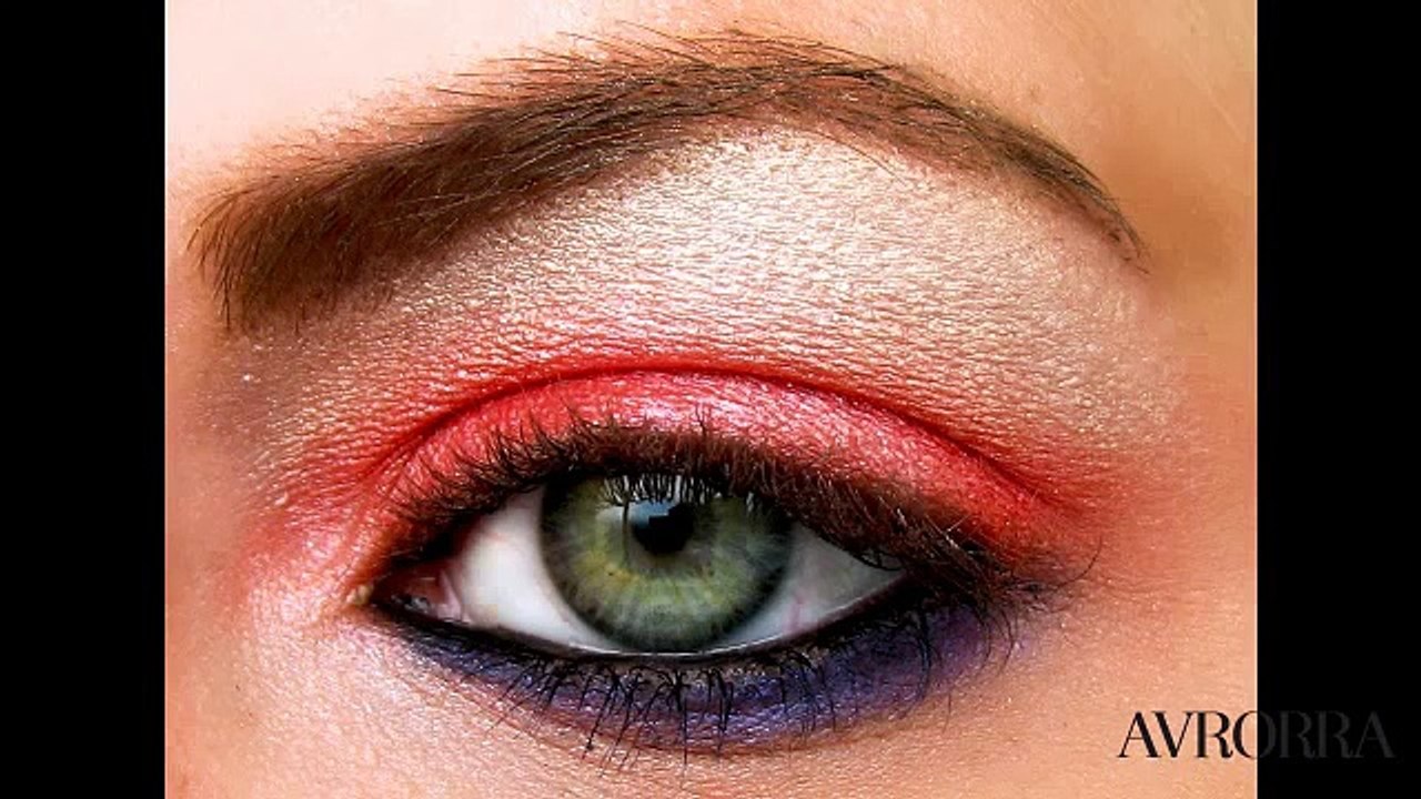 Яркий макияж с красными тенями