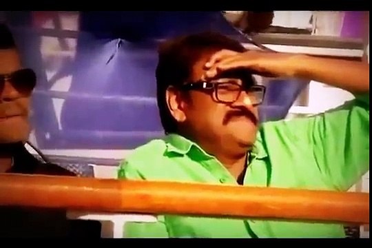 Kapil Sharma Comedy King Rocking The Stage With Sunny Leone Awesome Perfomance