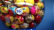 Gumball Machine Surprise Egg Toy ガム　ガチャガチャ