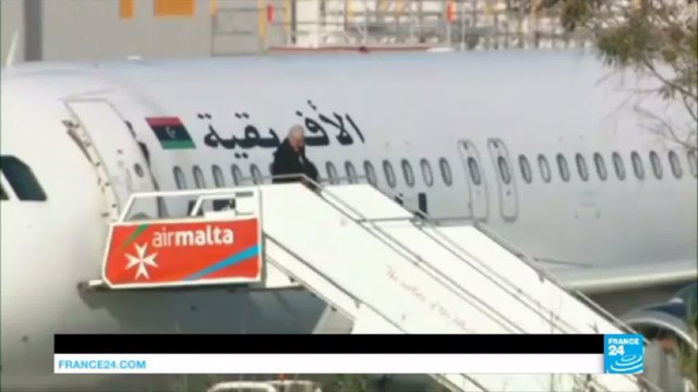 Avion libyen détourné vers Malte : les deux pirates de l'air se sont rendus