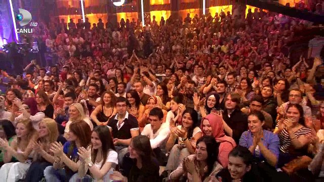 Murat Yıldırım, Beyaz Show 25 May 2012 - 1/6