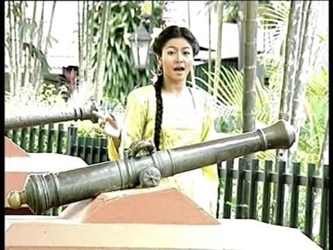 Syura & M.Daud Kilau - Joget Burung Merpati (Official Music Video)