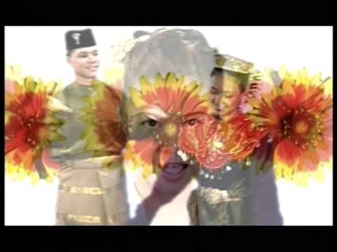 Siti Nordiana & Syura - Lafaz Asmara (Official Music Video)