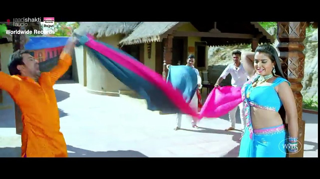 Chaddar Hili Ki Na Jaan  BHOJPURI HOT SONG  DINESH LAL YADAV ,AAMRAPALI DUBEY