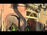 Camerino (MC) - Terremoto, cerchiaggio edificio centro storico (20.12.16)