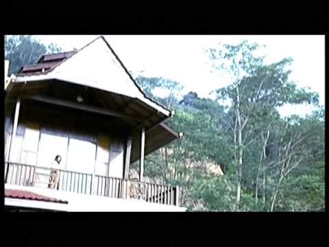 Syura - Ada Bagai Tiada (Official Music Video)