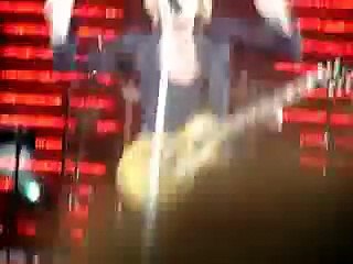 Bon Jovi - Dancing in the Streets