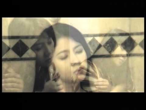 Syura - Usah Kau Pergi (Official Music Video)