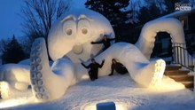 Ces trois frères remplissent leur garage de neige pour un résultat hallucinant