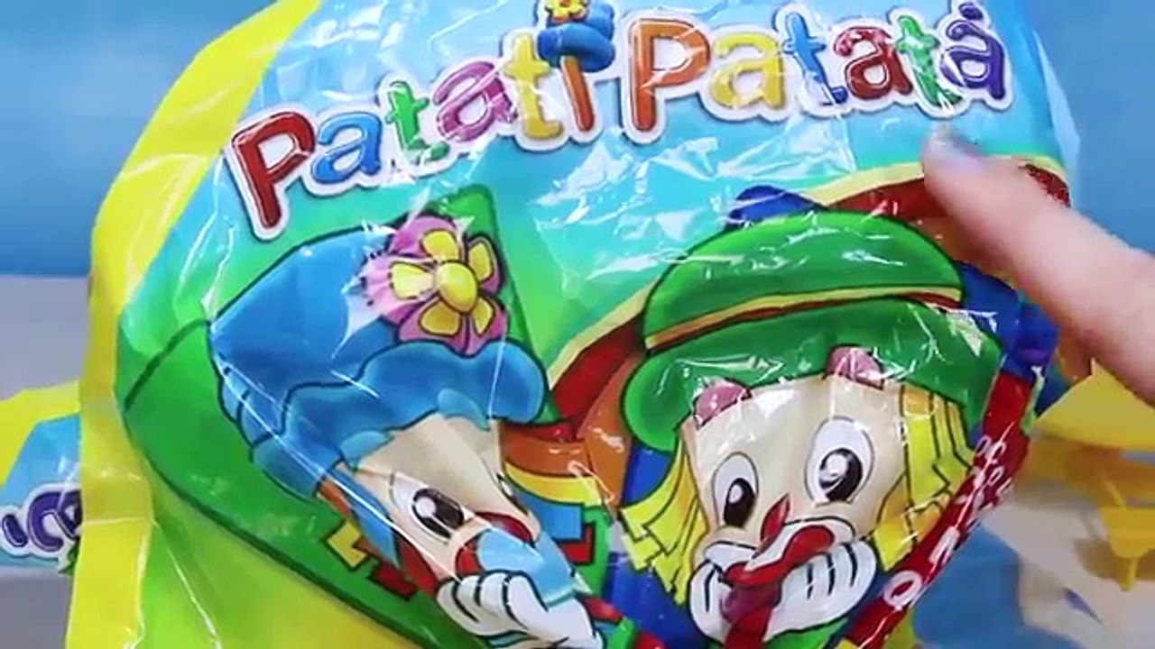 Patati Patata - George da Peppa Pig e Pintinho Amarelinho abrem Ovo Surpresa Aprenda Ingles Cores