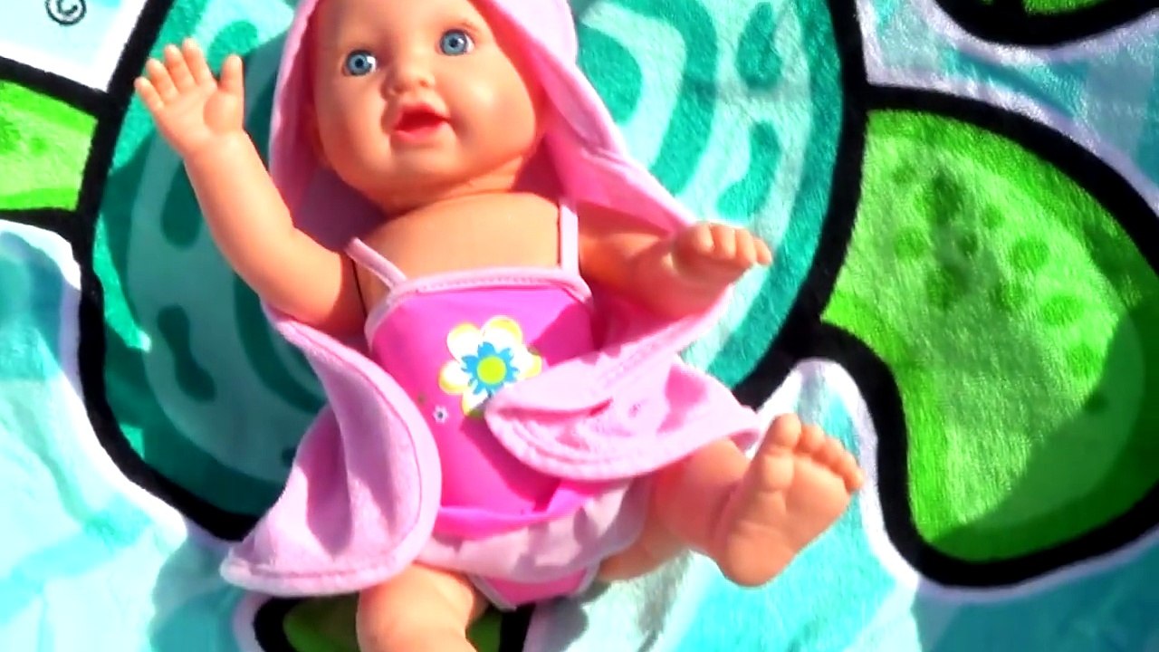 MAIA Baby Doll Swimming Toys For Girls Video For Kids to Watch by Ema & Eric Surprise Giant Part V