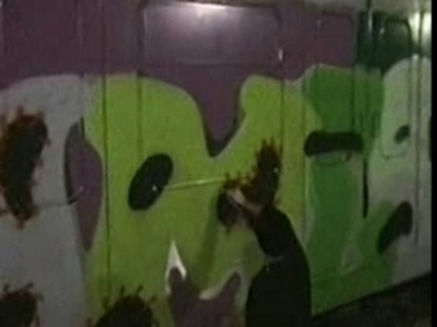 ⁣Graffiti -midnite run