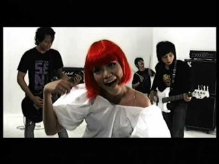 Elyana - Jambatan Mana (Official Music Video)