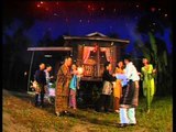 Siti Nordiana & Syura - Hari Ini Hari Raya (Official Music Video)