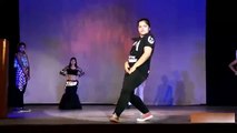 Indian college girls dancing video