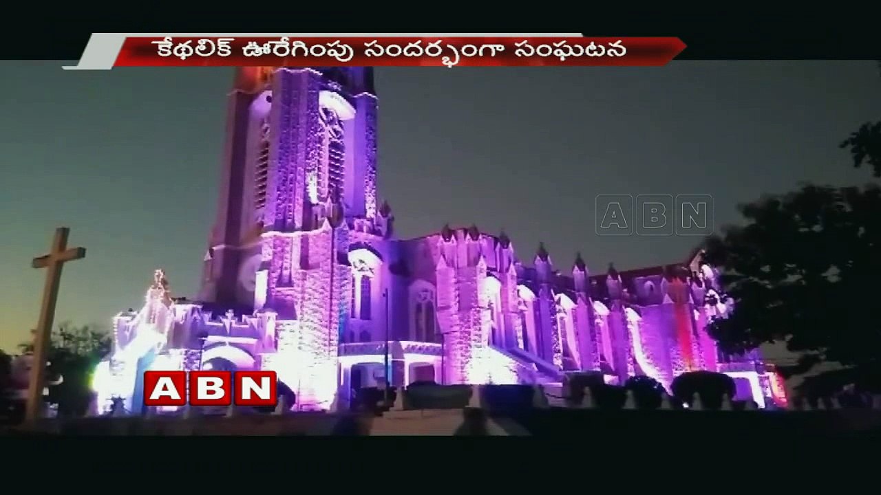 Jesus statue appears to move its head in weird footage filmed in Catholic procession in Mexico