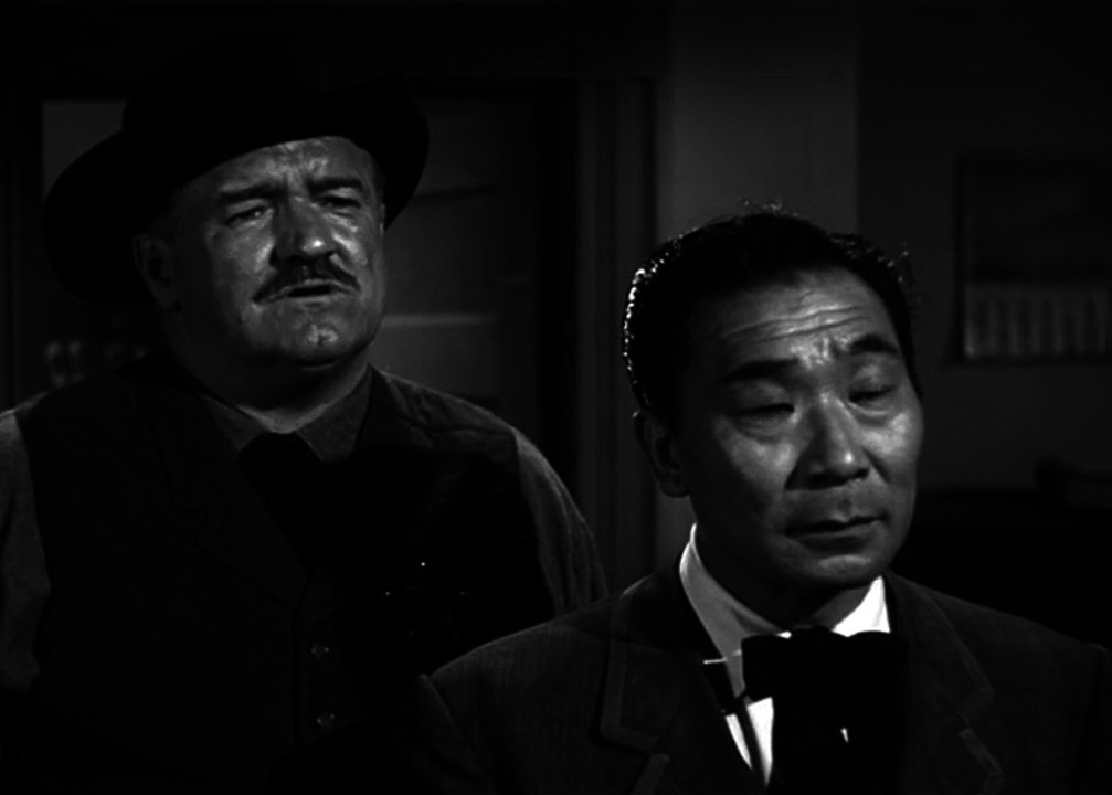 S02E32 - LE BANQUIER