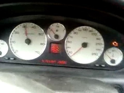 607 V6 3L ESSENCE (acceleration avec le pot trouée)