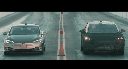 Faraday Future Prototype vs Tesla Model S P100D