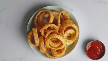 The Secret to Crispy, Perfect Onion Rings