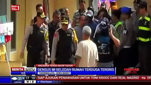Densus 88 Geledah Kontrakan Teroris Irwan Hidayat di Tasikmalaya