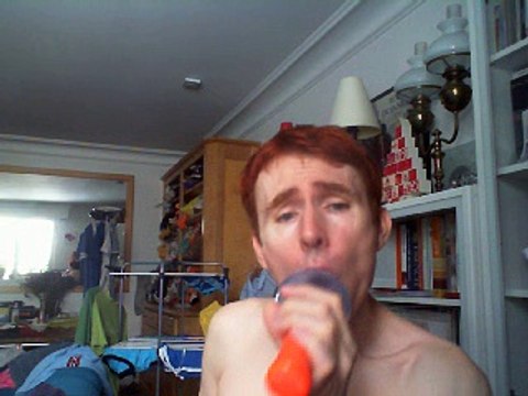 Wiwi égratigne little little choirs de PM'S Better