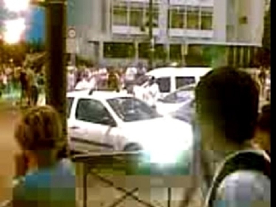 POLICIER RACISTE