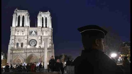 Notre Dame, blindada por las fuerzas de seguridad en Nochebuena