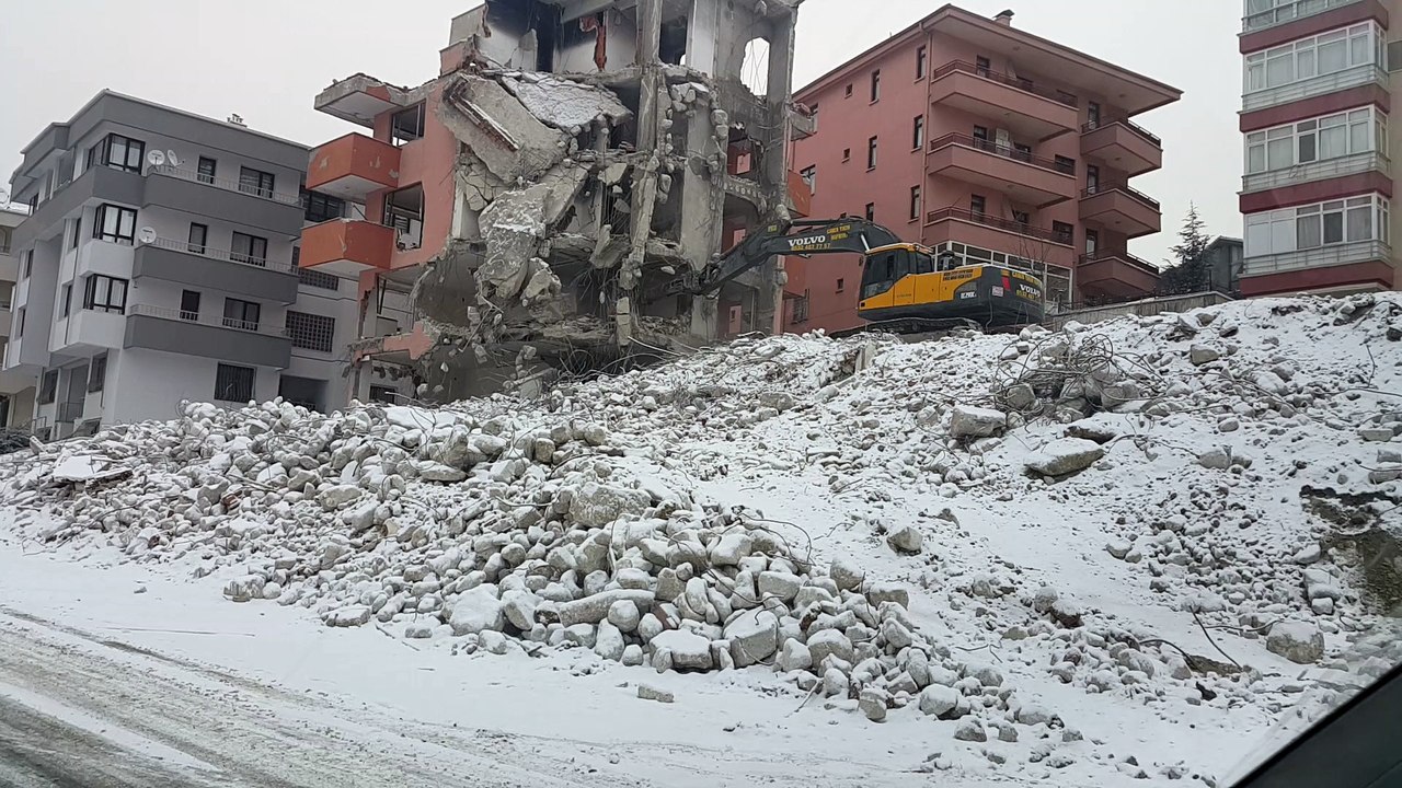 Caner Yıkım Firmaları Yıkımcı 0532 407 77 57