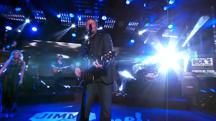 Blake Shelton Performs "Shes Got a Way with Words"