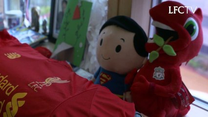 Liverpool FC spread Christmas cheer at Alder Hey Children's Hospital