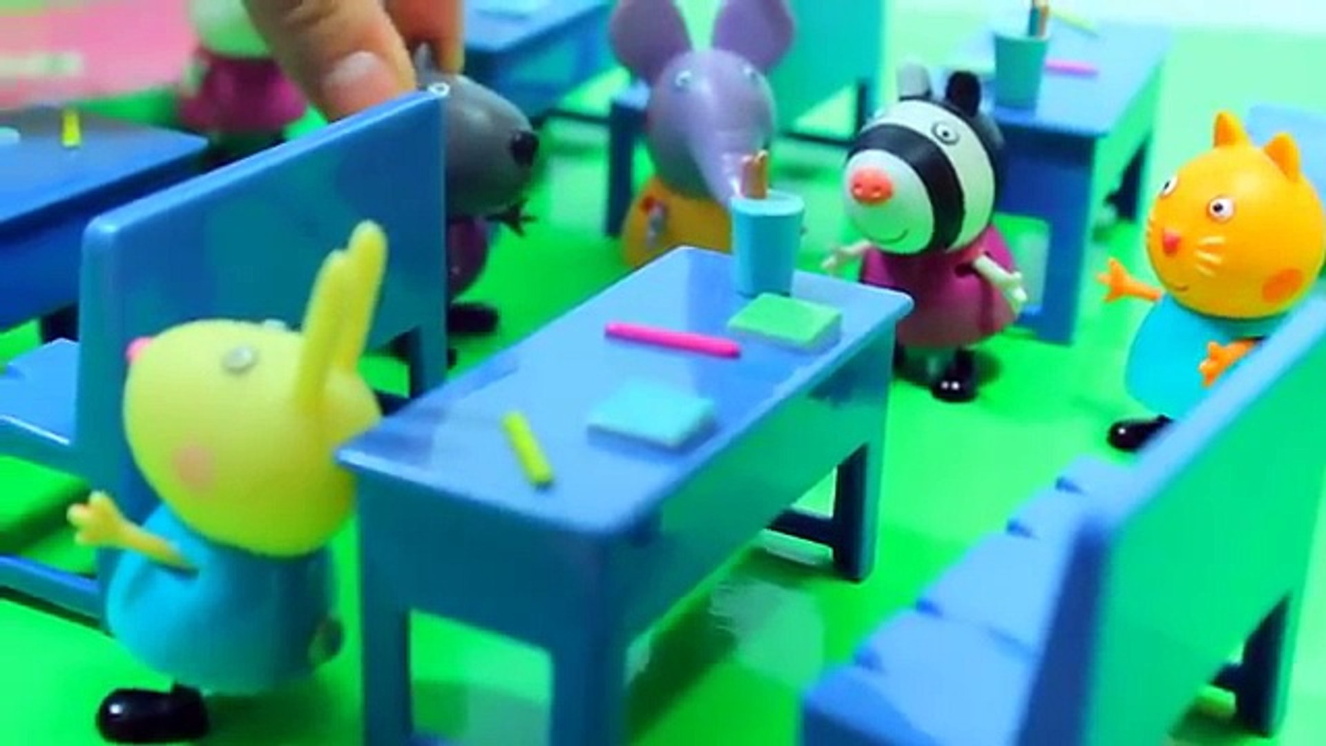 ⁣Свинка Пеппа КОНКУРС КРАСОТЫ Мультики из игрушек для девочек Игры на русском для детей Peppa Pig