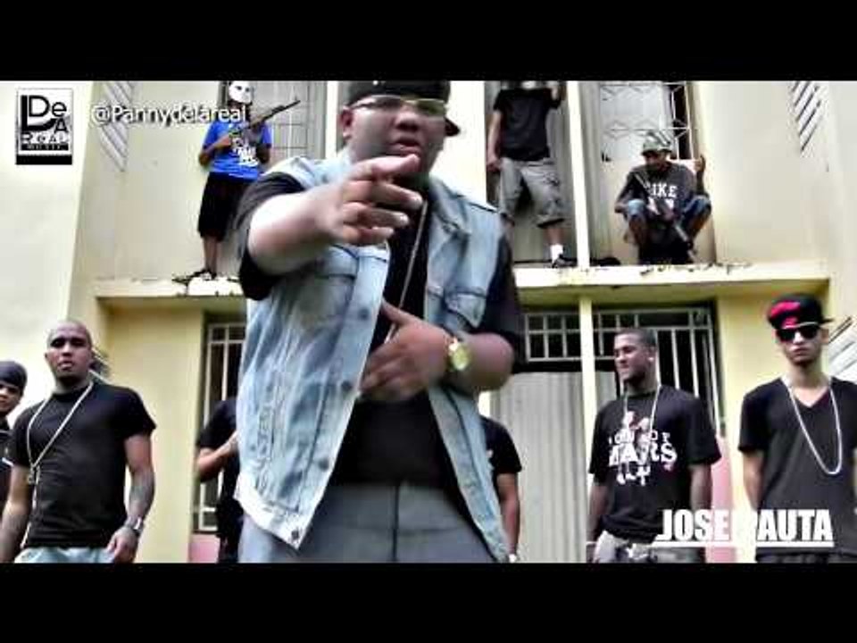 Pouliryc Ft Javier La Amenaza & Algenis Borrando 2 Caras Official Video Preview