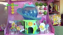 Squinkies Surprize Inside Aqua Surprize Dispenser Playset - Surprise Toy in a Bubble