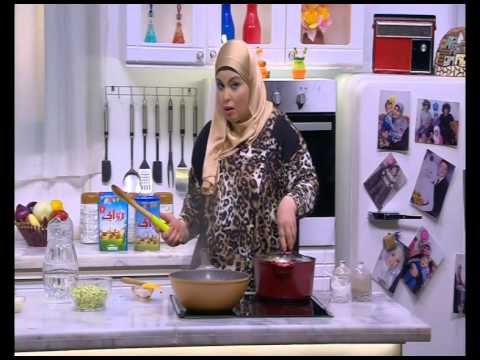 مكرونة بالسجق والكوسة | نجلاء الشرشابي