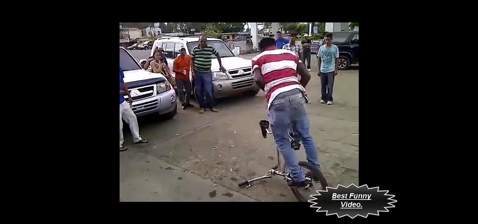 Funny Affriaqi Boy Cycle Stund Video.