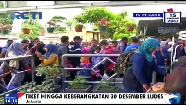 Libur Natal dan Tahun Baru, Penumpang Padati Stasiun Kereta Disejumlah Daerah