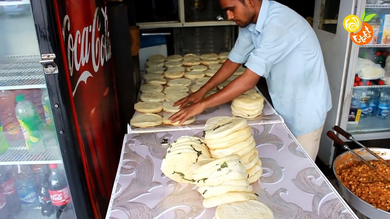 Street Food India - Chole Kulche For 200 People - Indian Cooking