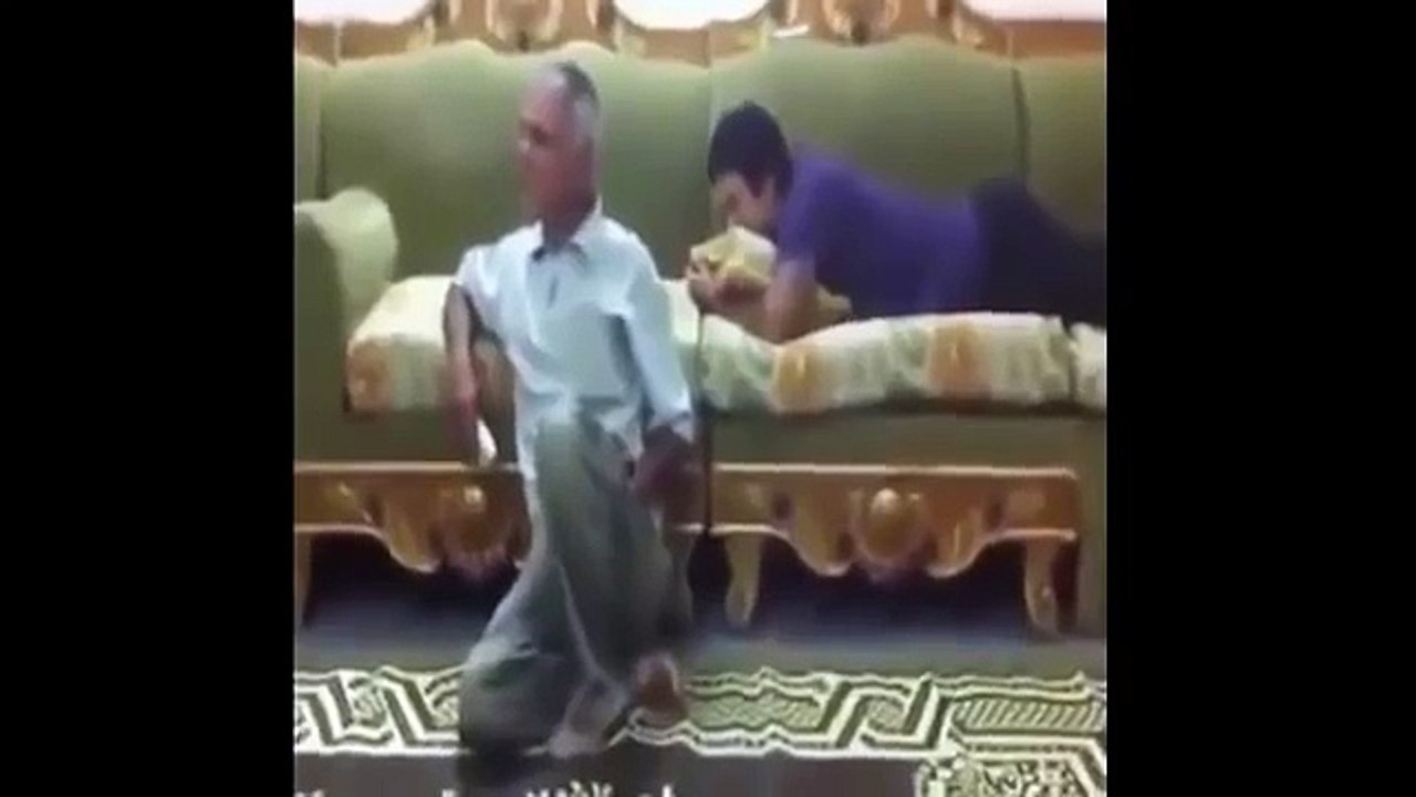 WhatsApp_Indian_Funny_videos_2016_-_Funny_Girls_Prank