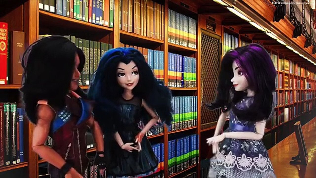 Disney Descendientes Muñecas | Episodio 5 | Mal Evie Ben Jay Carlos