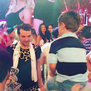 Pedro festejando con su familia y amigos - 19 de Diciembre