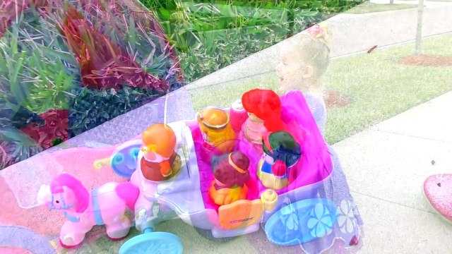 Волшебная Карета Принцессы В РЕАЛЬНОЙ ЖИЗНИ Сказка для Девочек Принцесса за Рулем Видео для Детей