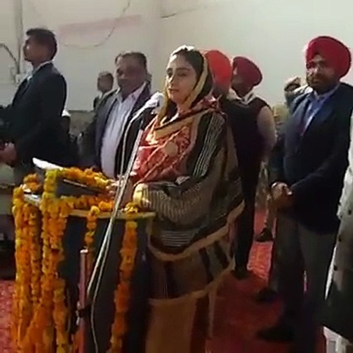 distributed cheques to the beneficiaries of Pradhan Mantri Awaas Yojana at Bucho Mandi