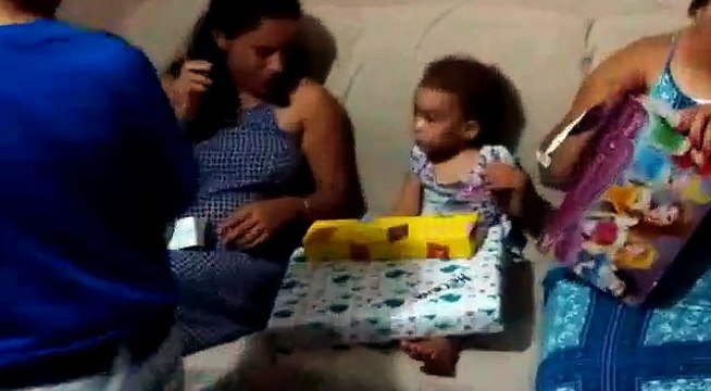 RAPHAELL, THÁBATTA, FERNANDA, MIDIAN, HELENA, RIVERSON, SAULA, LUIZ, LÍDIA E OSMILTON COM PAPAI NOEL NO NATAL 24-12-2016