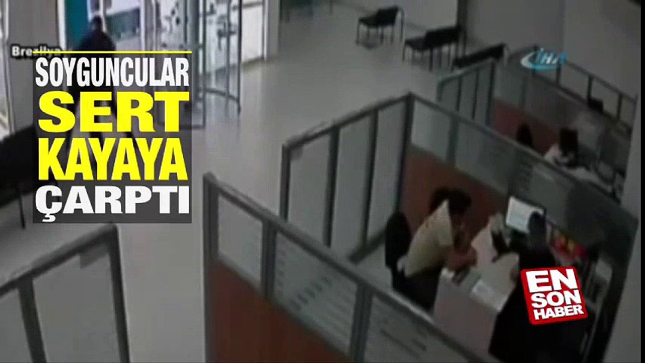 Soyguncular sert kayaya çarptı | En Son Haber