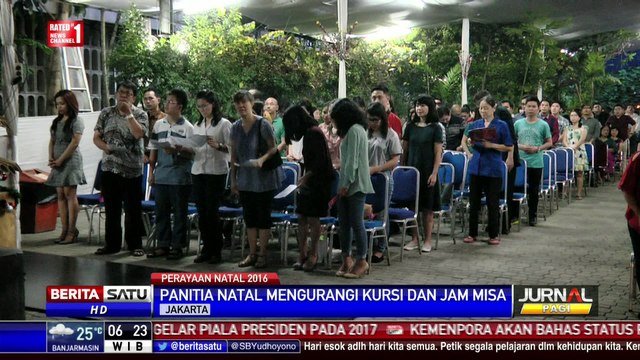 Misa Natal Sore di Gereja Katedral Tak Seramai Pagi