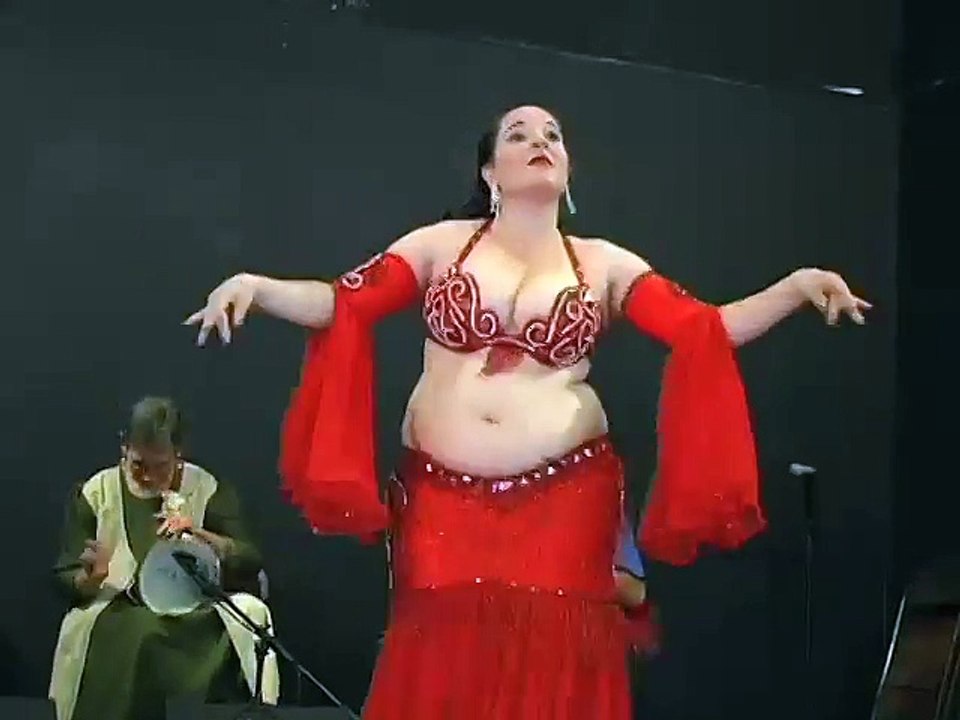 Mandanah's drum solo Belly Dance