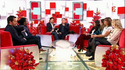 Le sketch de Ben et Arnaud chez Drucker qui refusent de dire "Joyeux Noël" car l'émission a été... enregistrée ! Regarde