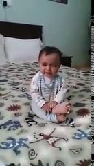 -عمر8 ماہ اور حرکتیں چیک کریں ذرا ہاہاہا ہنسی آ جائے گی-