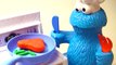 Play Doh Cookie Monster Letter Lunch cooks pizza in its own Playdough Meal Making Kitchen Playset